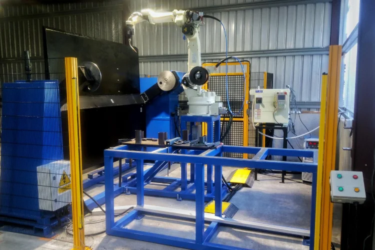 Robotic Welding for General Fabrication Work. Robotic Welding for General Fabrication Work.