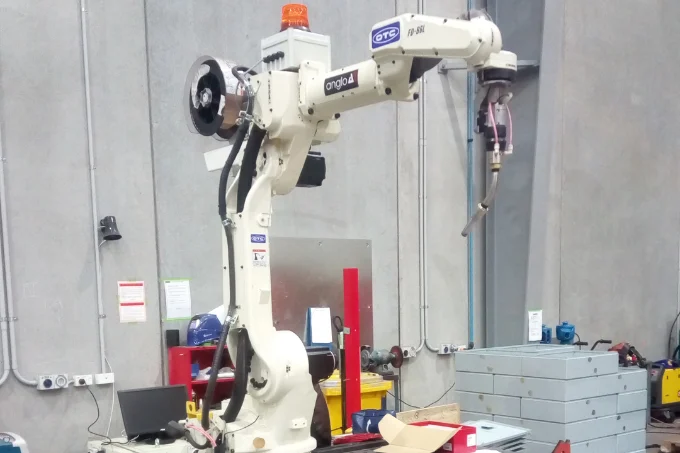 Close-up of OTC FD-B6L welding robot