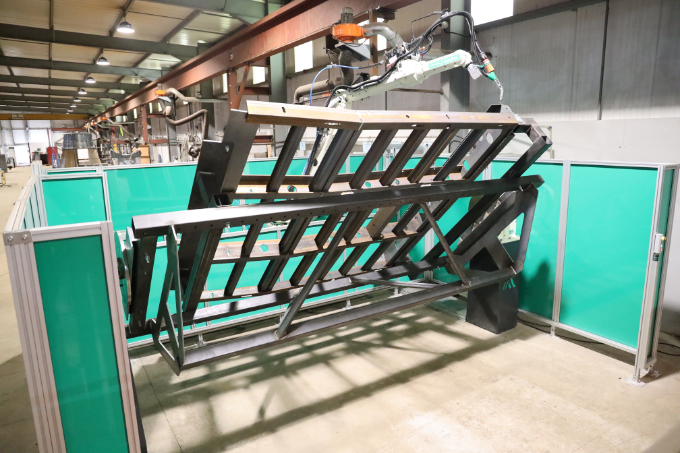 Robot Welding for Trailparts