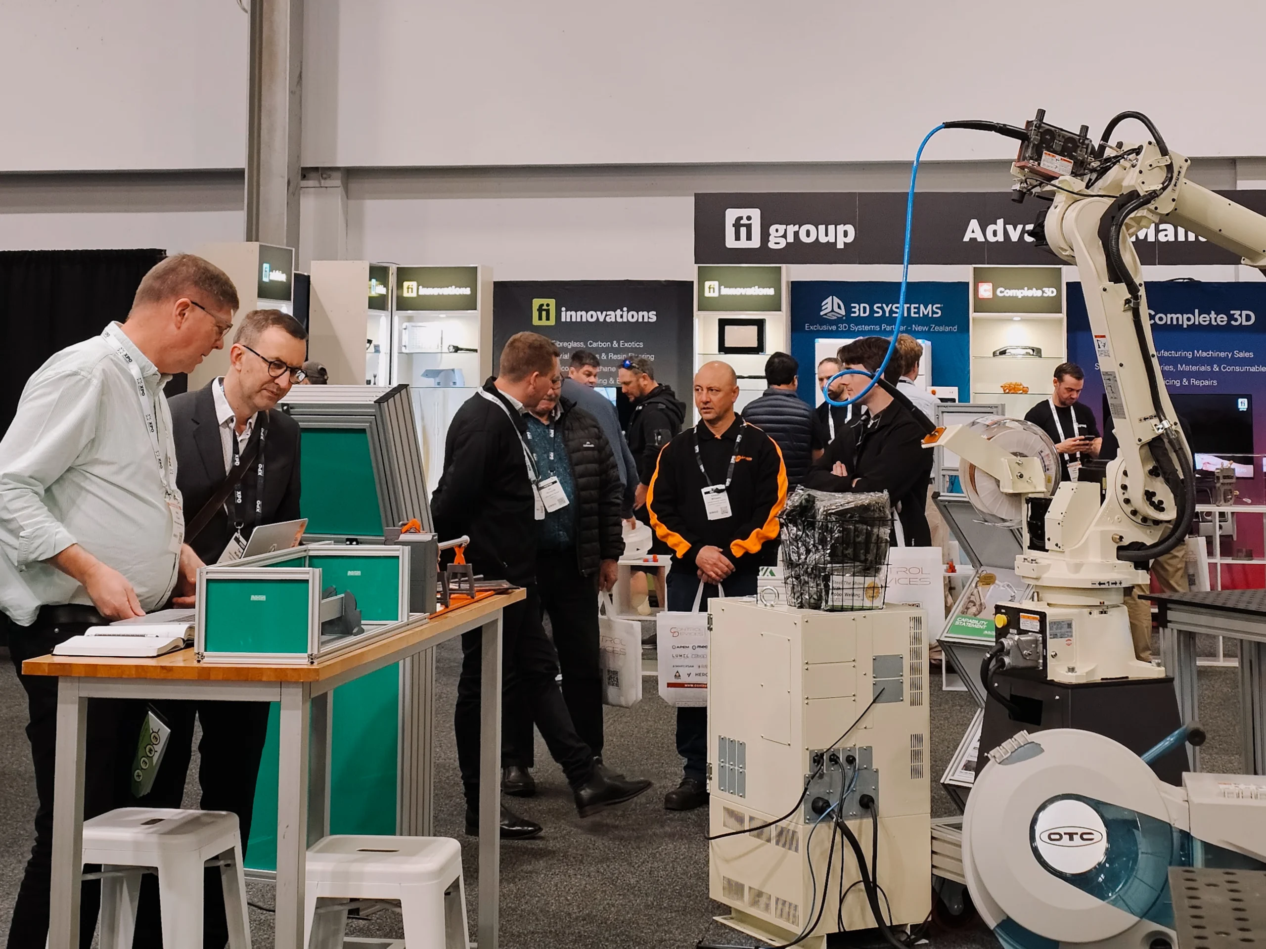 Good conversations with manufacturers on the Autoa stand at EMEX.